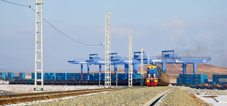 ТЛЦ «Артём» отправил 100-й поезд